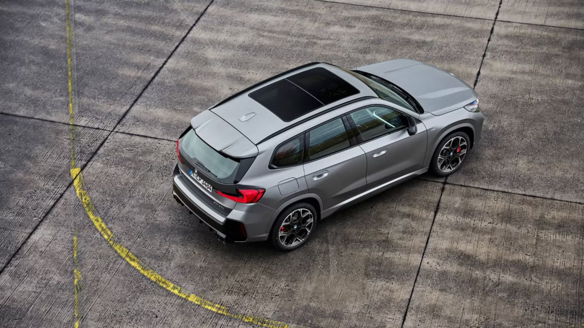 2026 BMW X1 top angle