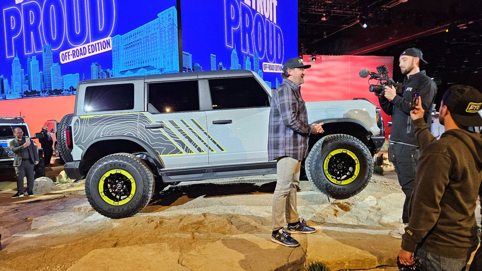 Ford's Hybrid Bronco Is Coming Before The Pickup — And That Changes What Bronco Buyers Should Do Right Now