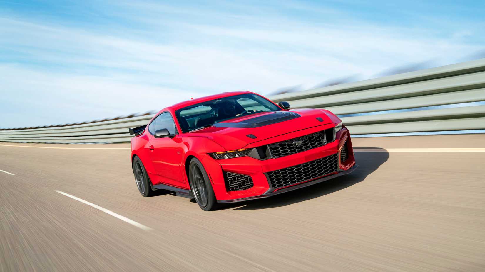 2026 Ford Mustang Dark Horse SC-05-1