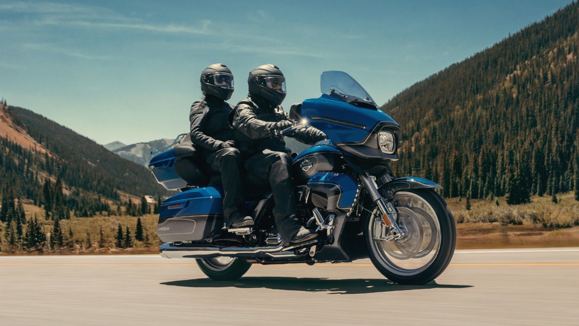 2026 Harley-Davidson CVO Street Glide Limited Side Action Shot