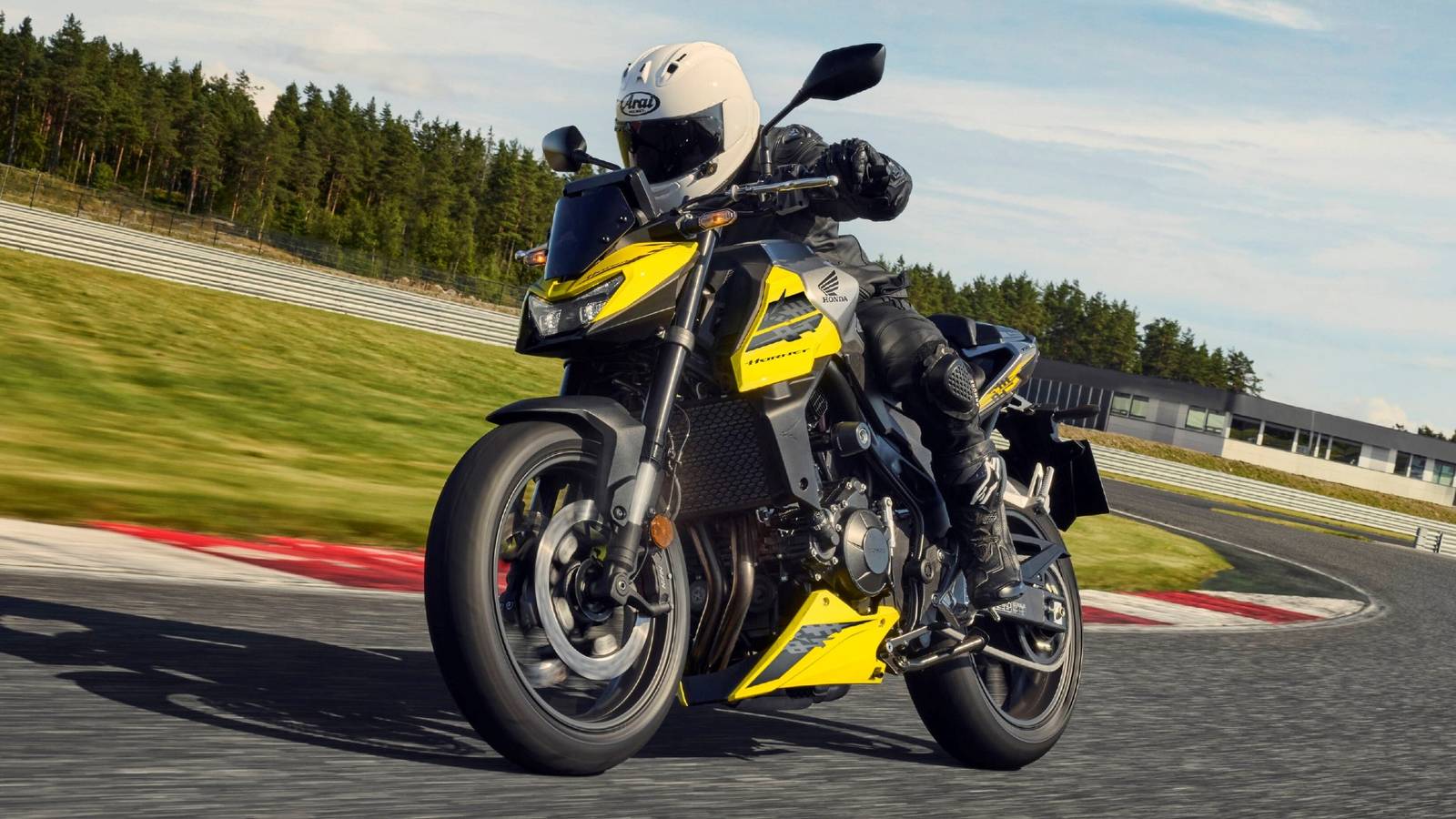 The Practical Performance Bike Everyone Sleeps On