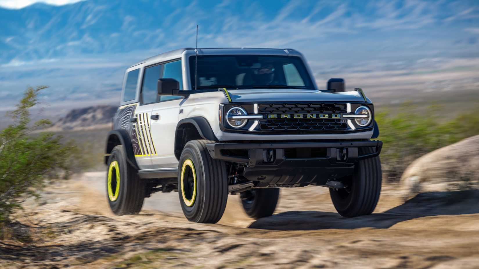 Ford Hybrid Bronco Coming in 2027: What Buyers Should Know