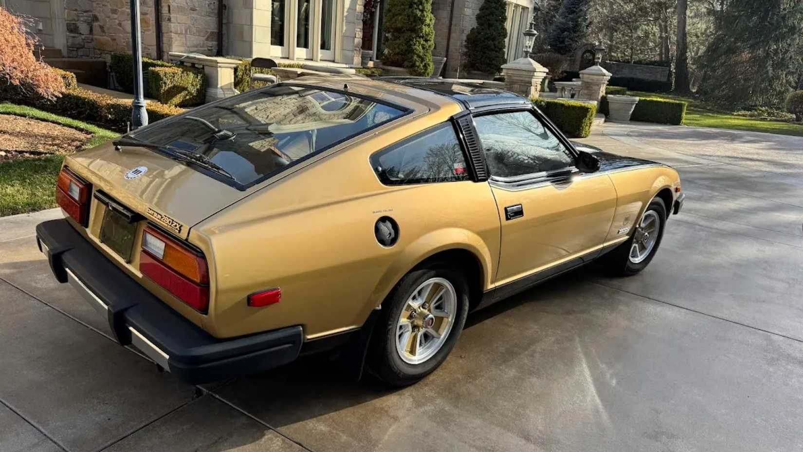 280ZX 10th Anniverssary Editon