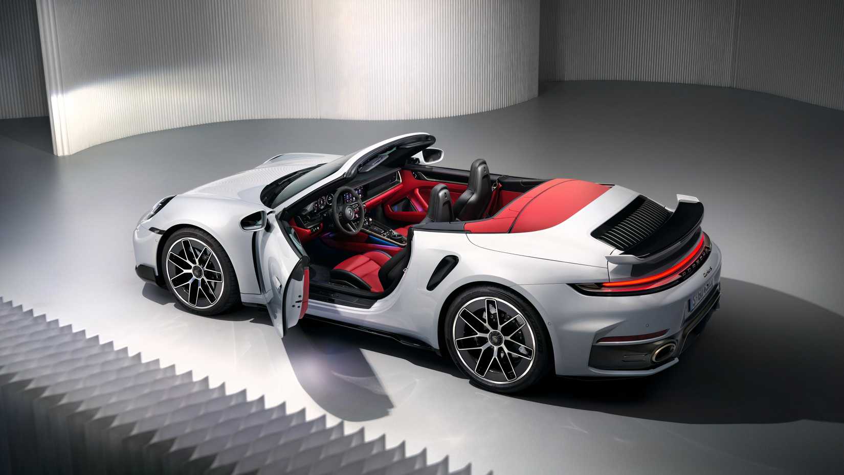 2025 Porsche 911 TurboS