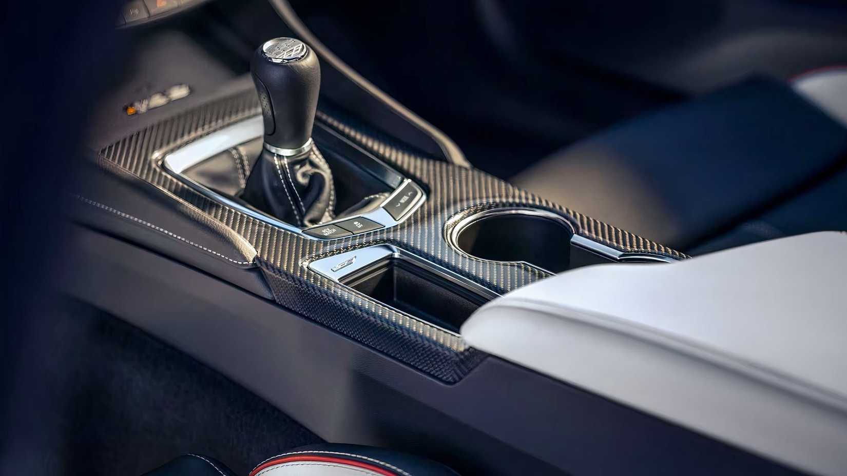 Cadillac CT5-V Blackwing manual shifter
