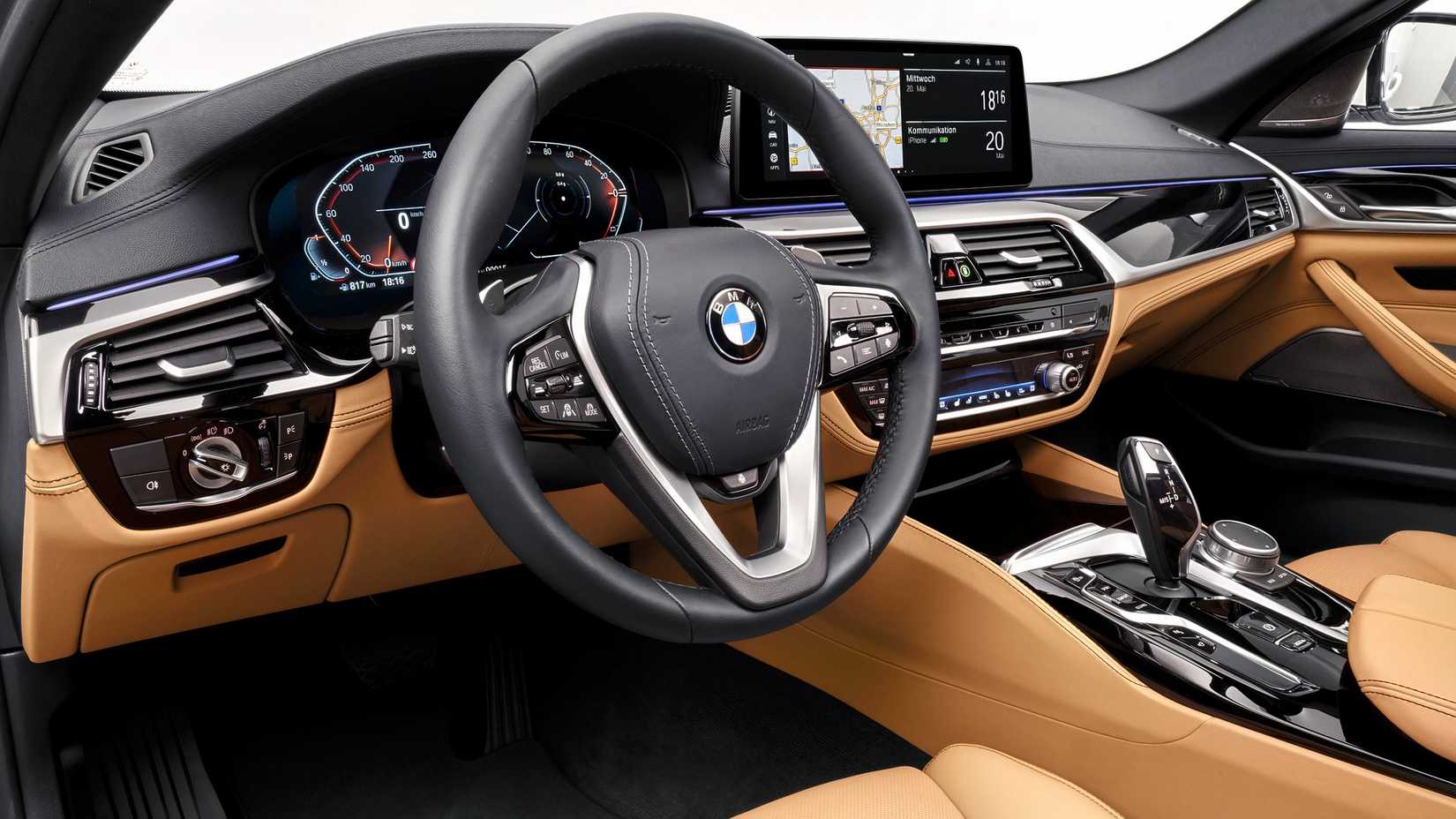 2021 5 series interior in white