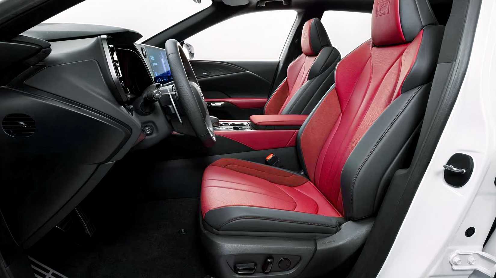 Lexus RX 500h f sport interior