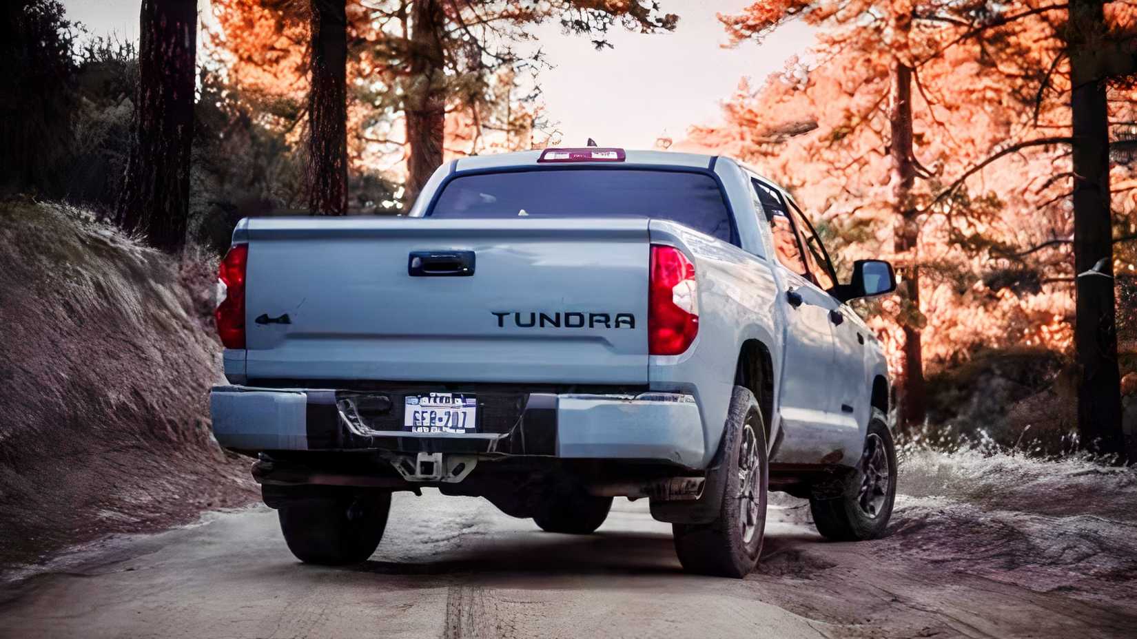 2021 Toyota Tundra traseira 3/4 tiro