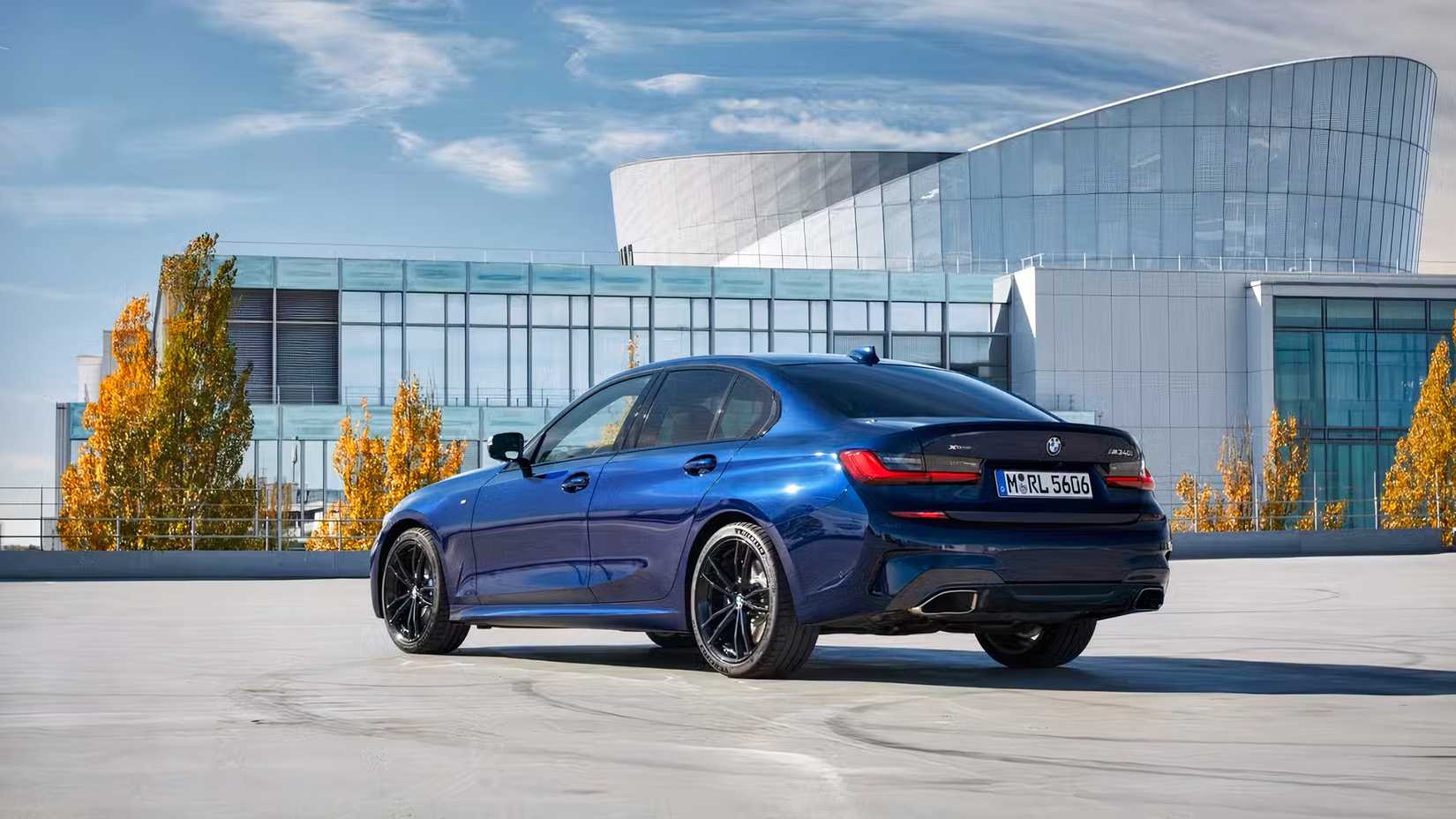 BMW M340i rear 3/4