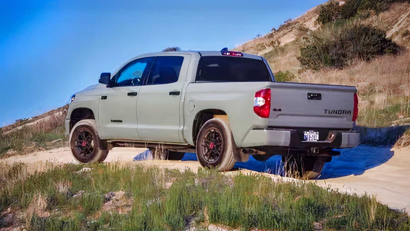 2021 Toyota Tundra traseira 3/4 tiro