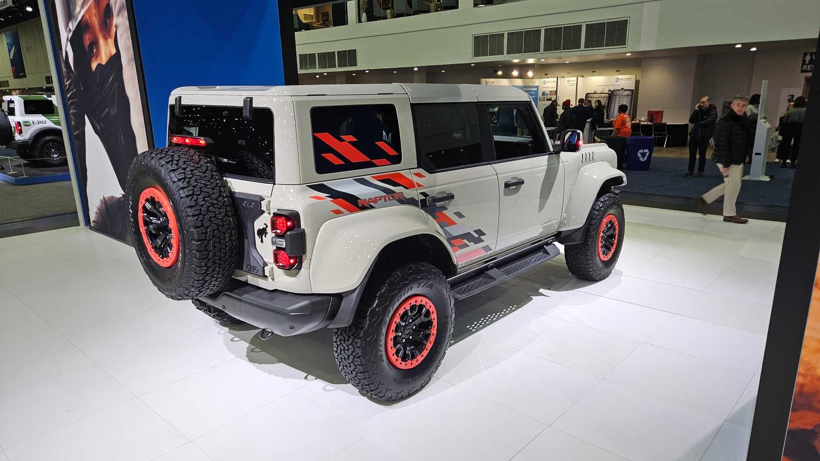 ford-bronco-raptor-2026-detautoshow