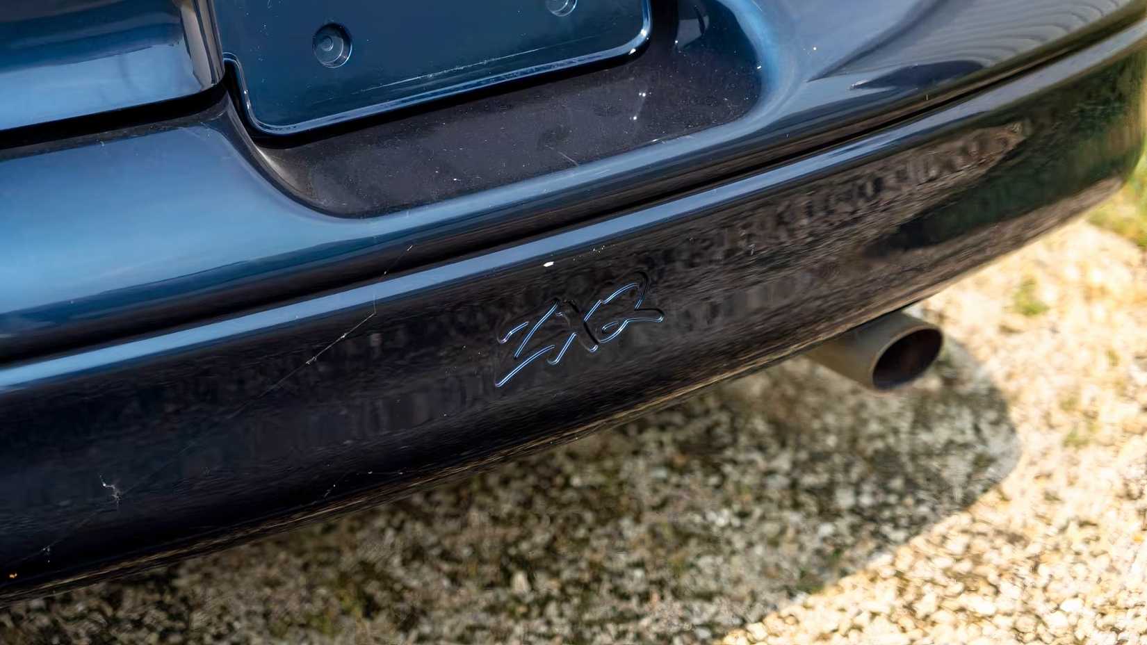 Vista aproximada do para-choque do Ford Escort ZX2