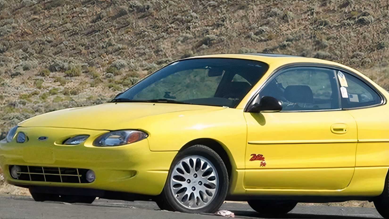 Ford Escort ZX2 SR front 3/4 view