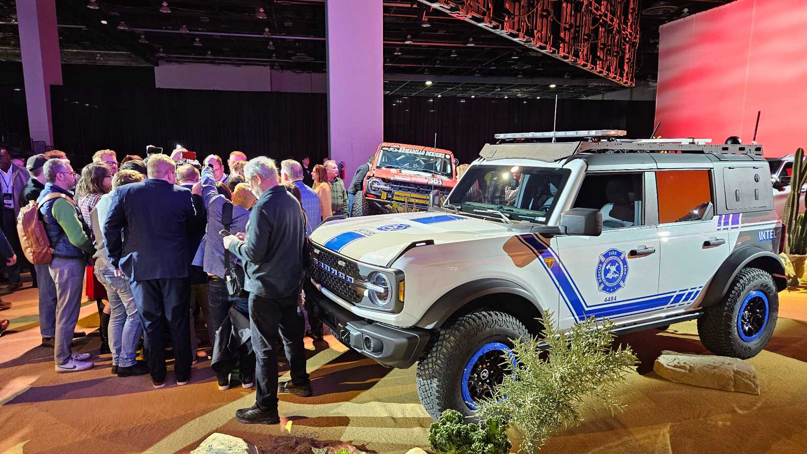 ford-jim-farley-scrum-at-2026-detautoshow