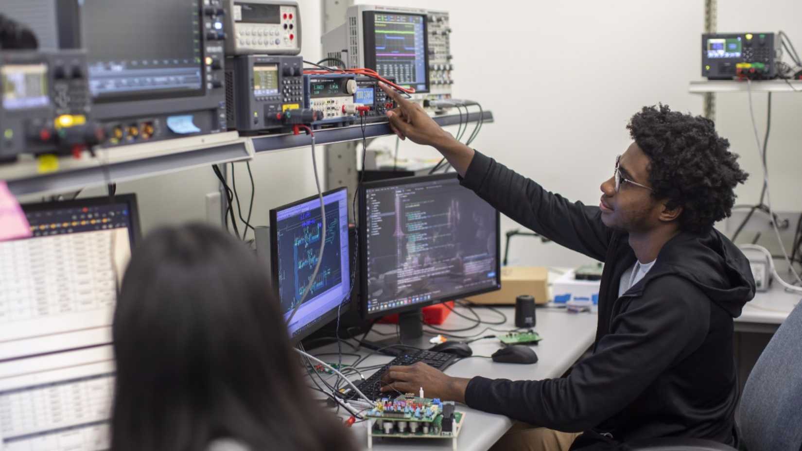 ford-sunrise-team-lab