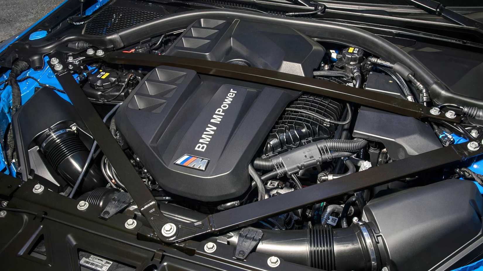 Compartimento do motor G82 BMW M4 Competition Coupe