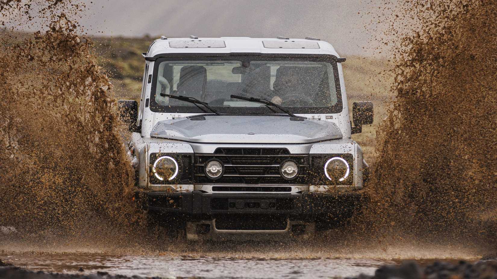 Painel dianteiro do SUV off-road hardcore Ineos Grenadier