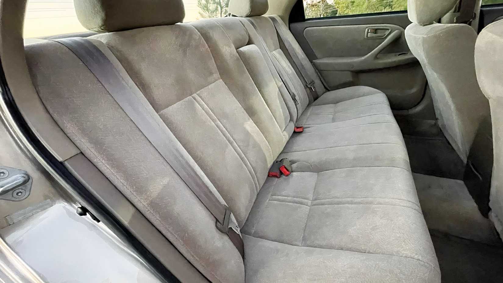 2001 Toyota Camry rear seats