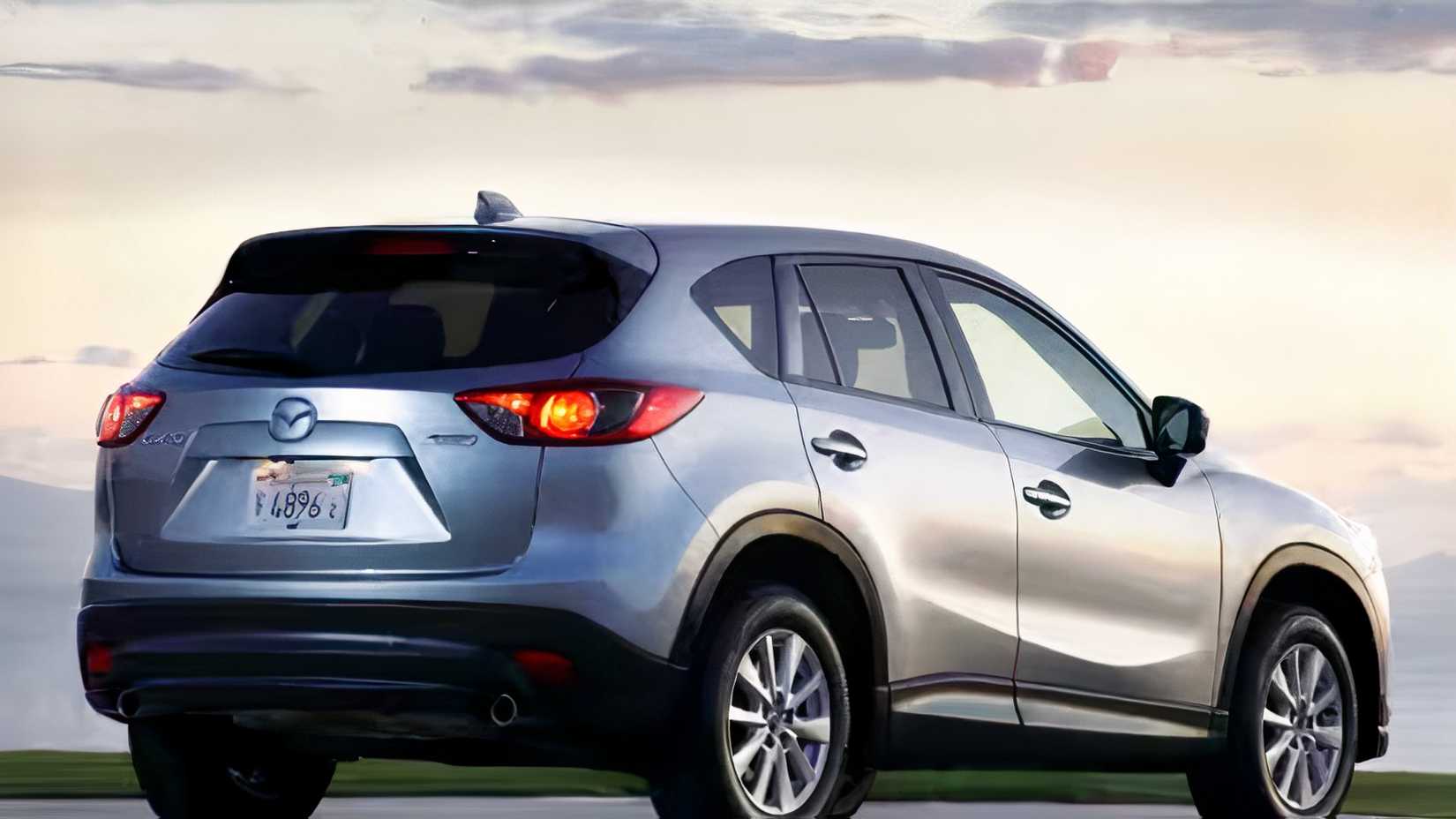 2015 Mazda CX-5 rear 3/4 shot