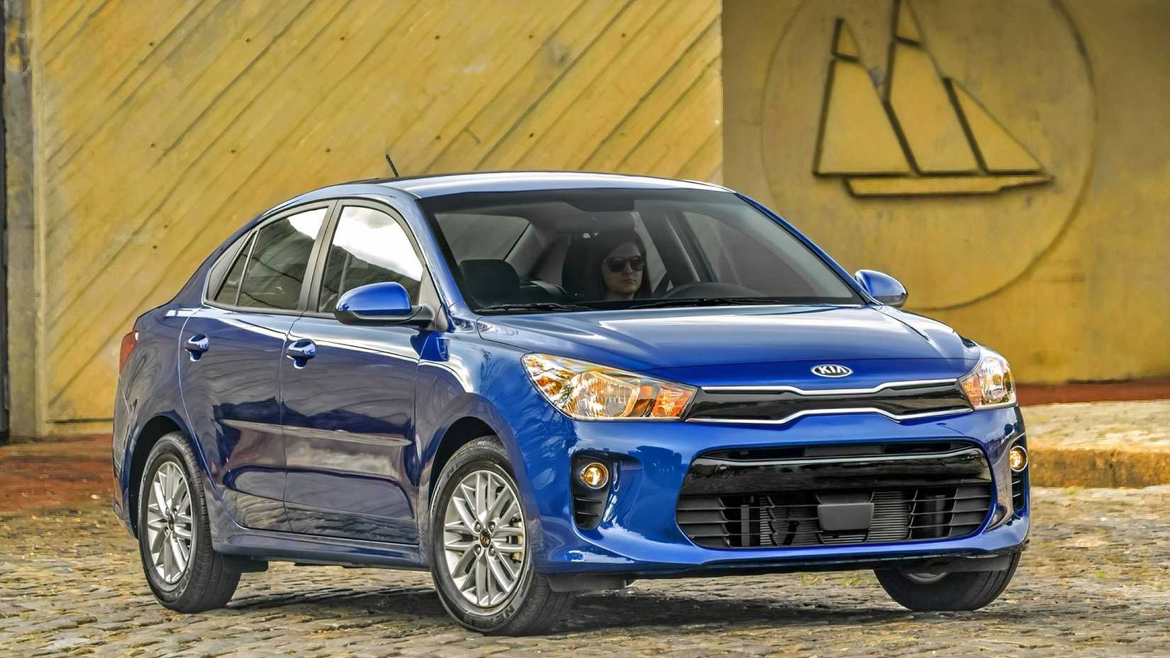 2018 Kia Rio EX front 3/4