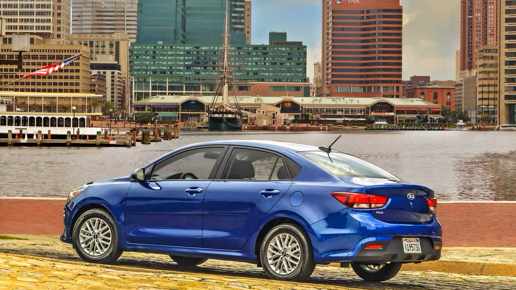 2018 Kia Rio EX rear 3/4 shot