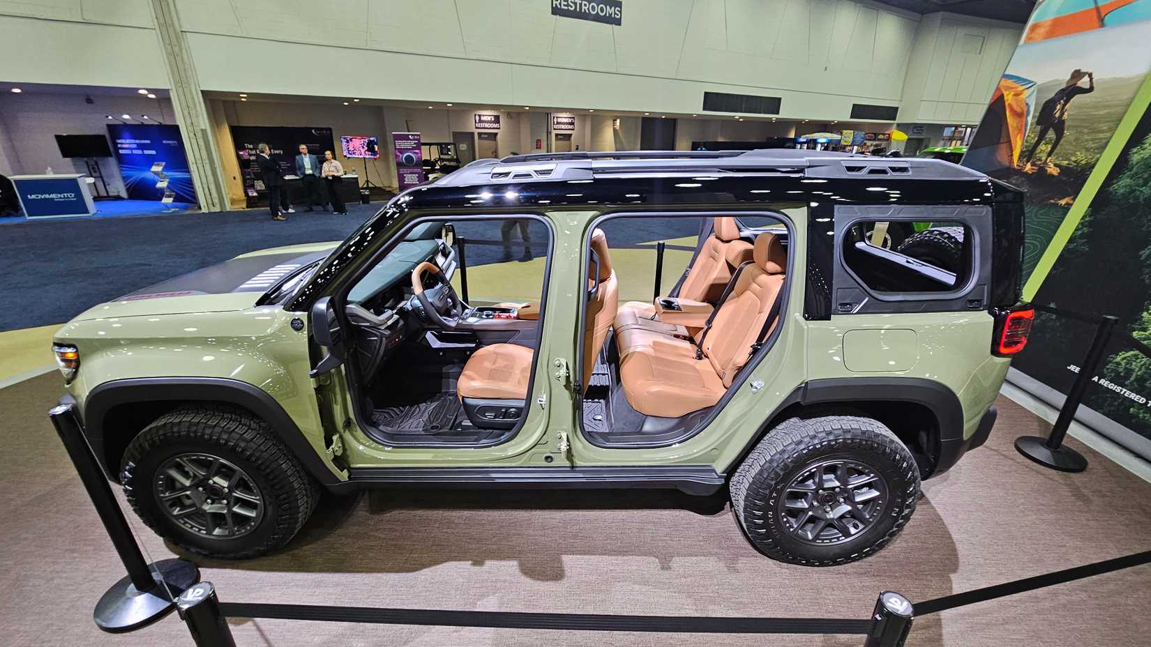 jeep-recon-doors-off-2026-detautoshow