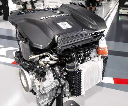 Foto de fábrica do Mercedes-AMG M 139