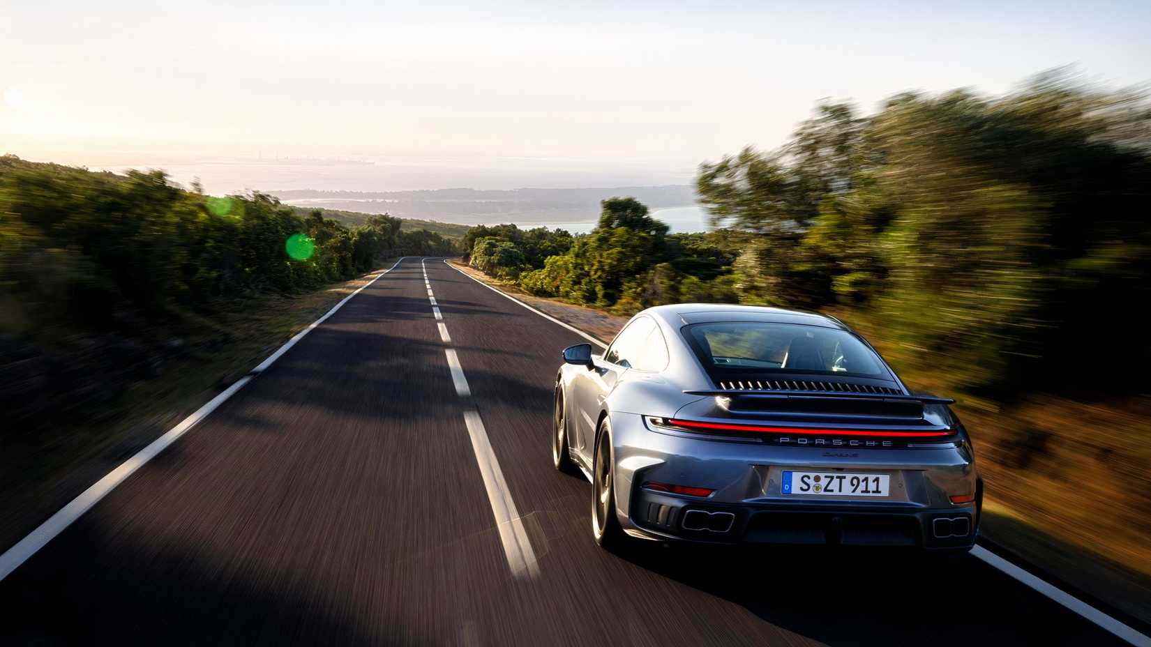 2025 Porsche 911 Turbo S 