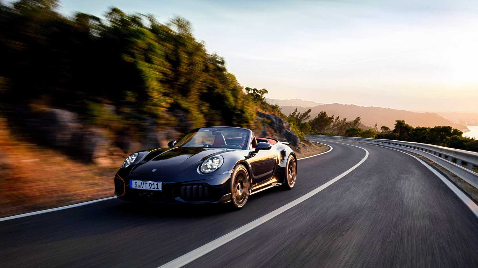 2025 Porsche 911 TurboS