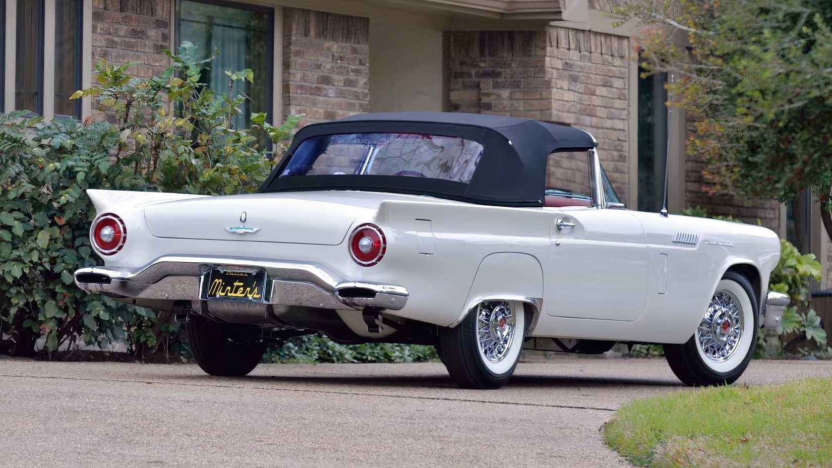 1957 Ford Thunderbird 3/4 rear view