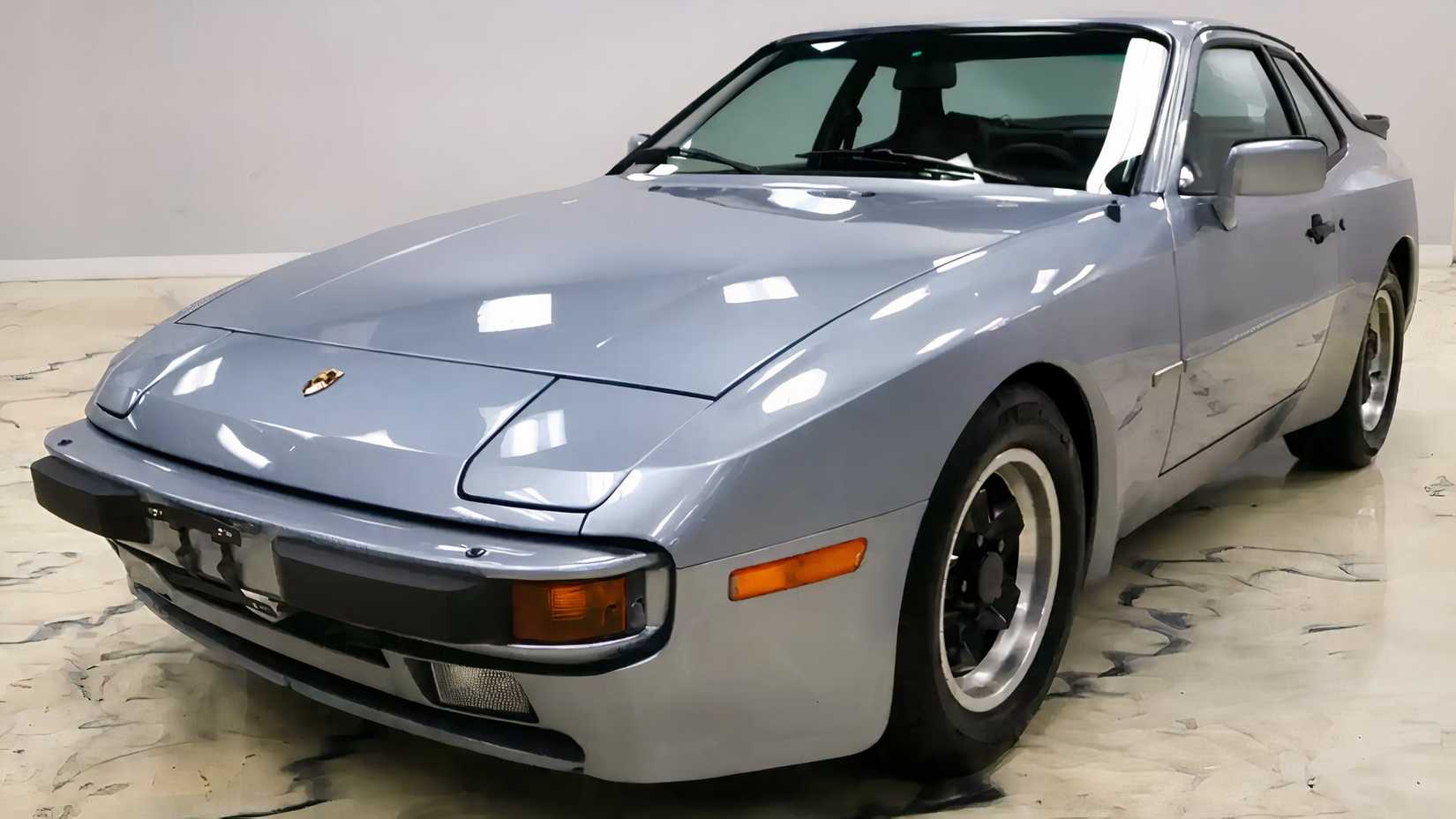 1980 Porsche 944 Prata Azulado