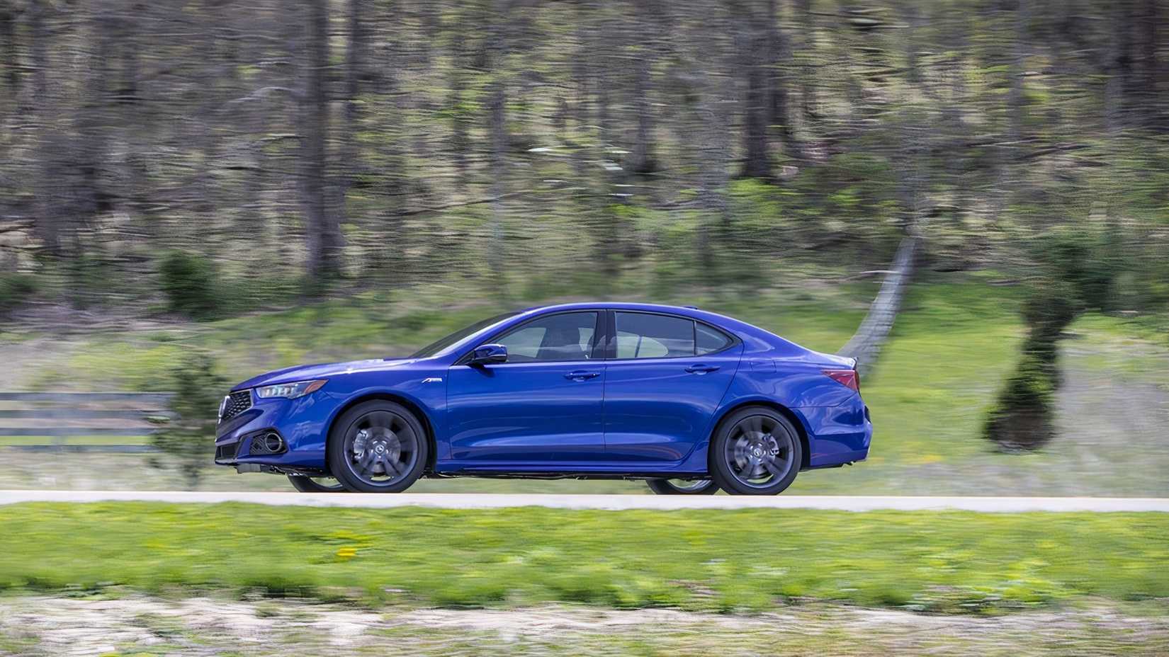Vista lateral do Acura TLX 2018