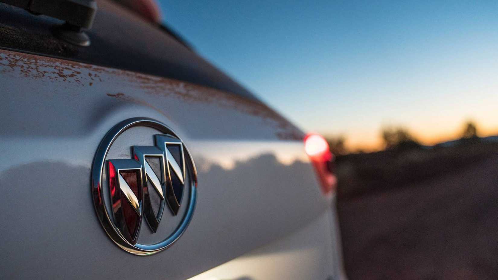 Emblema Buick Regal Tourx Wagon 2019-1