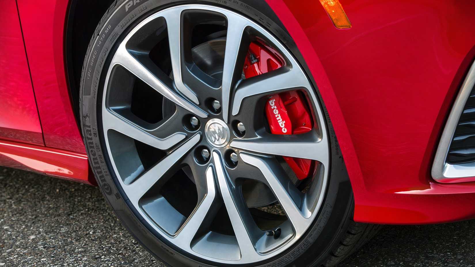 Roda Buick Regal GS 2020 3/4