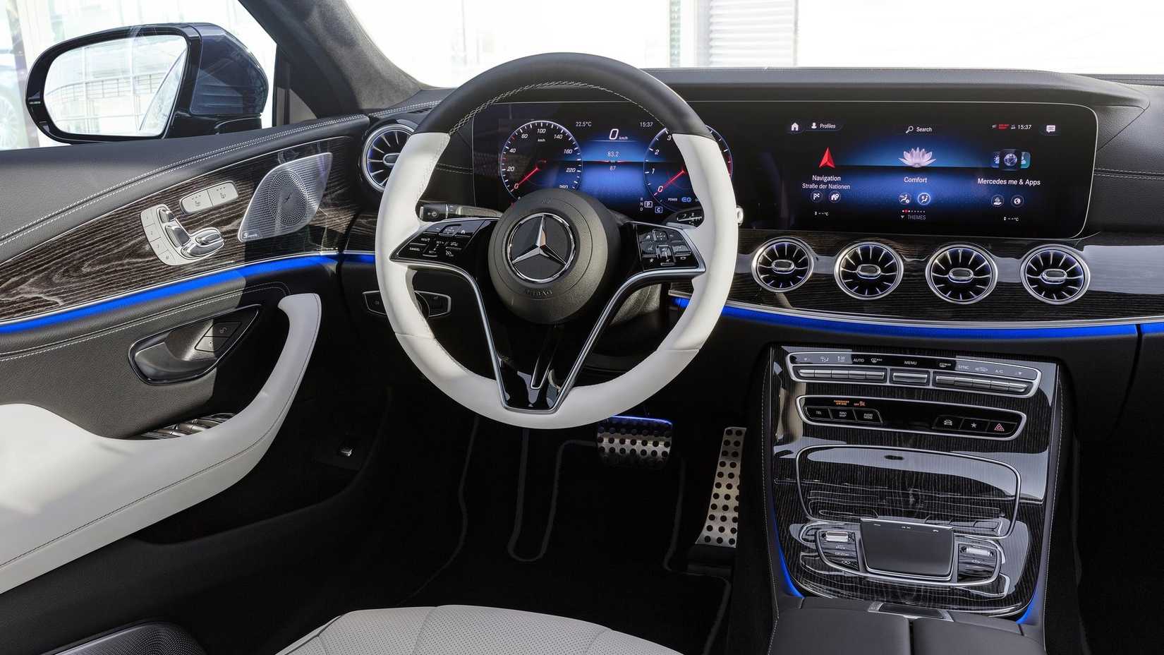 2021 Mercedes-Benz CLS interior