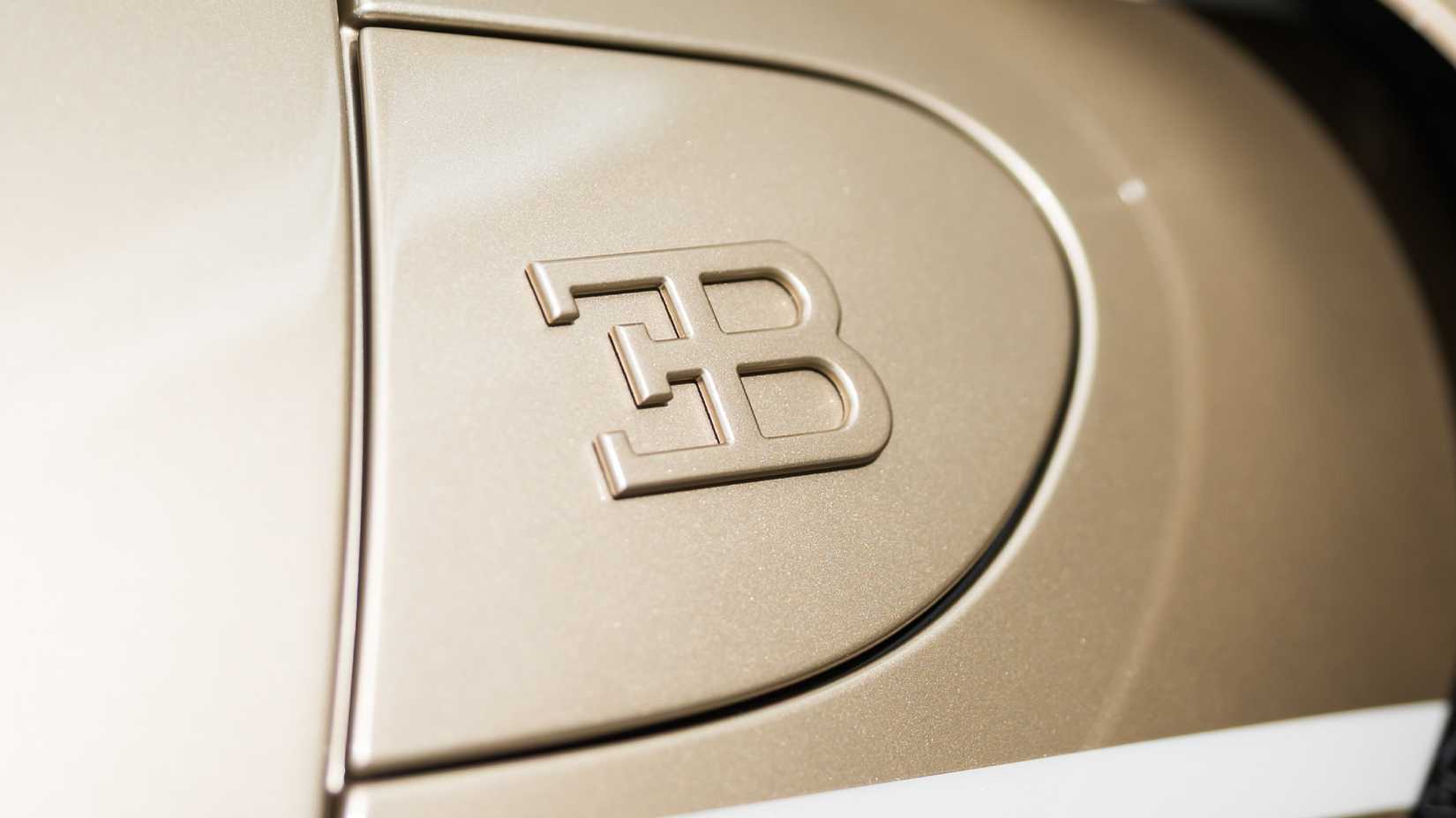 2026 Bugatti W16 Mistral -La Perle Rare--19