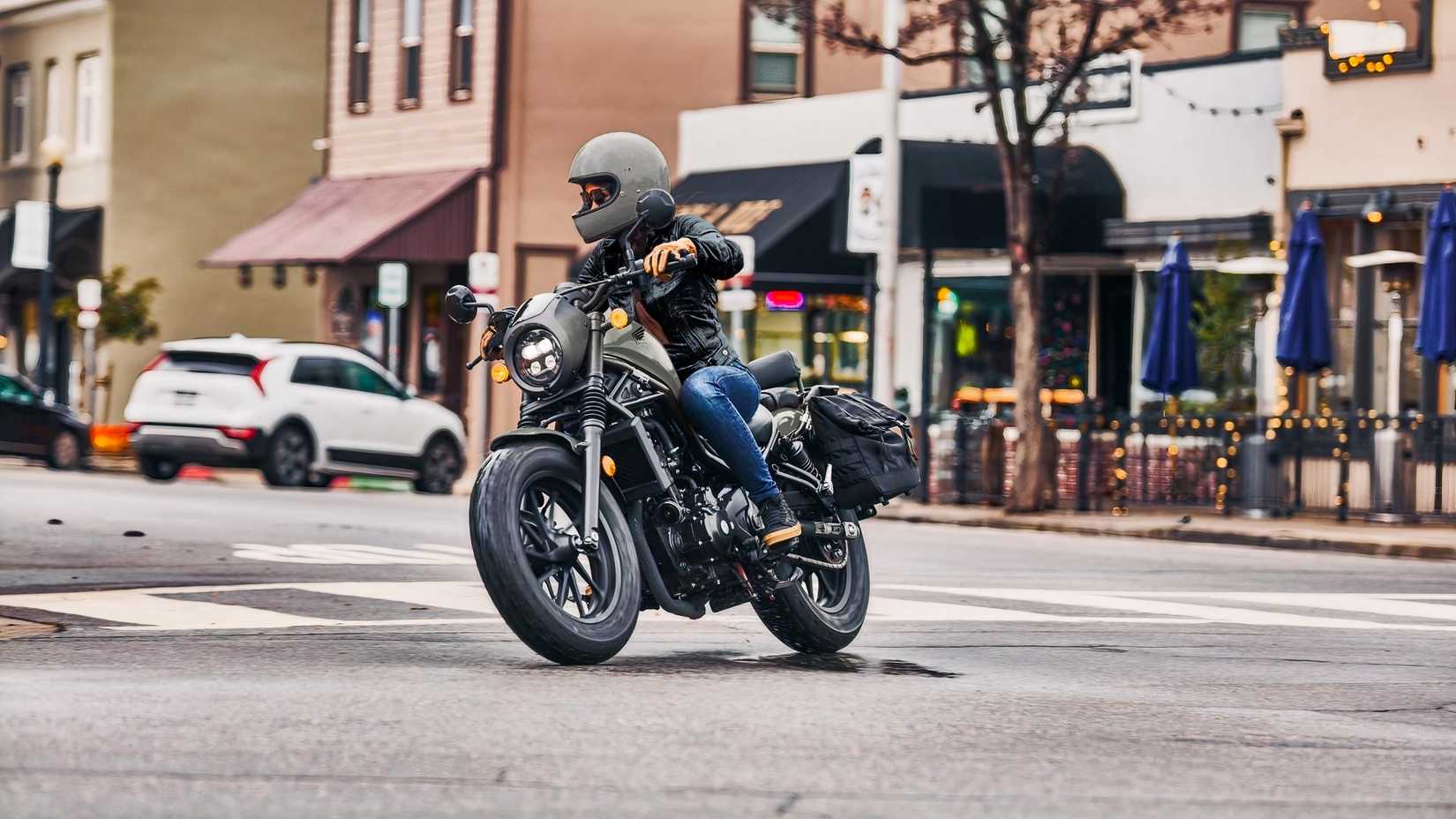 2026 Honda Rebel 300 E-Clutch front 3/4 cornering shot