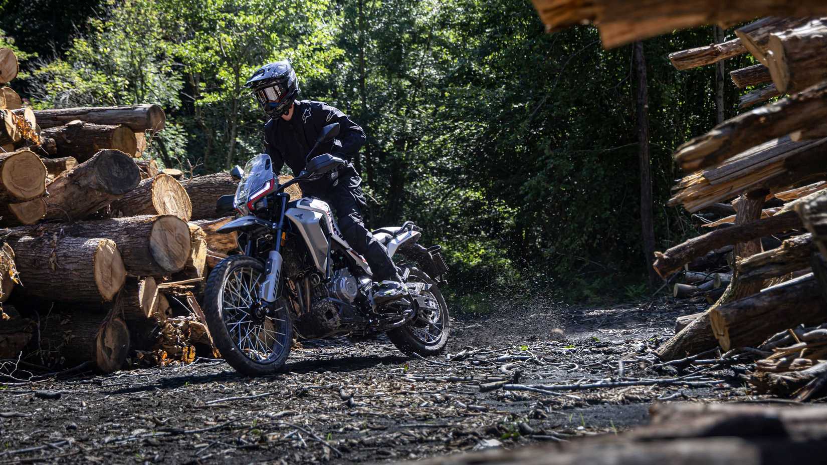 2026 Moto Morini Vettore 450 Action