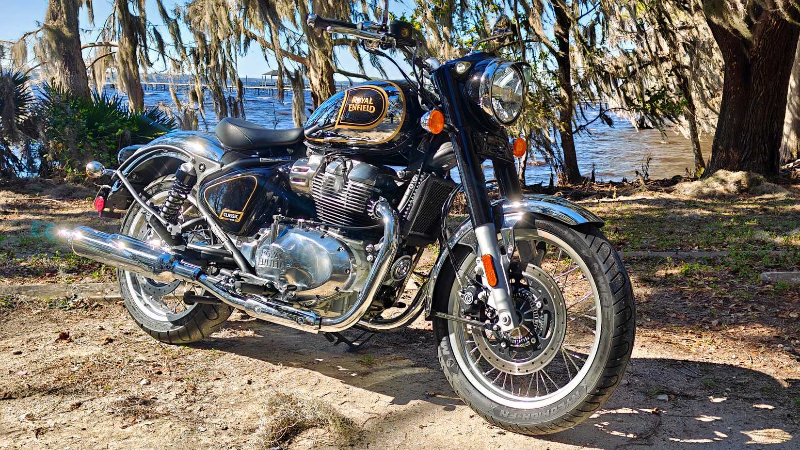 2026-re-classic-650-ride