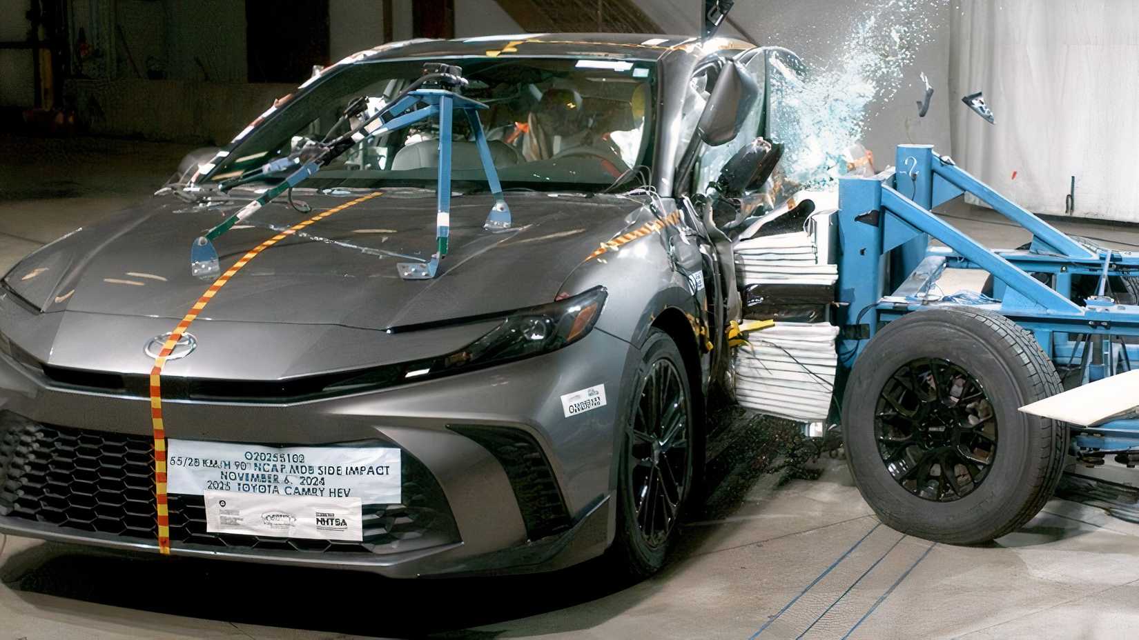 2026 Toyota Camry NHTSA Crash Test