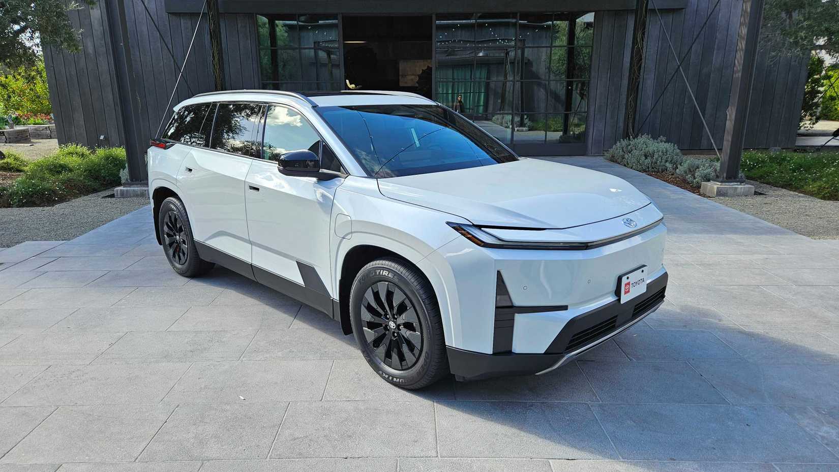 2027 Toyota Highlander 1