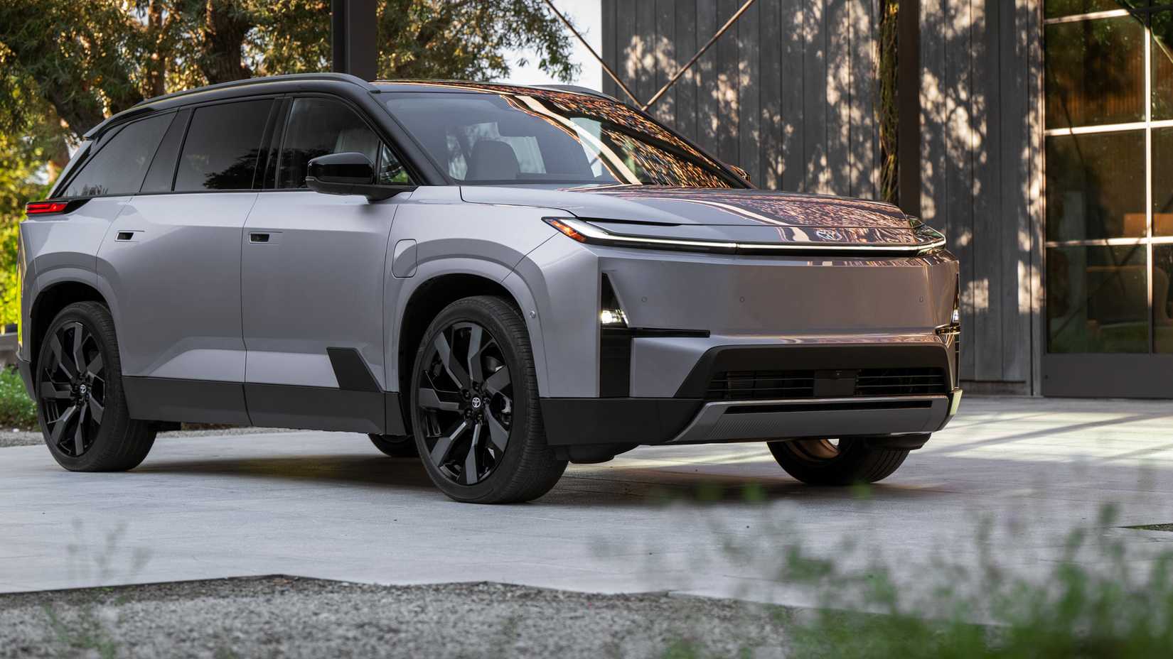 2027 Toyota Highlander-10