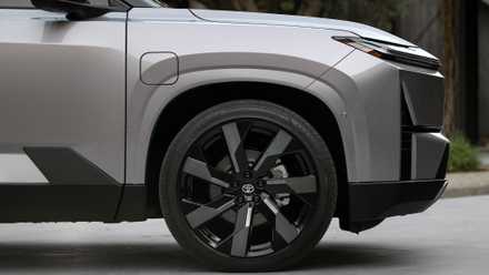 2027 Toyota Highlander-16
