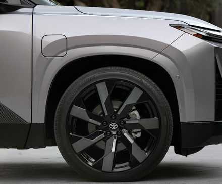 2027 Toyota Highlander-16
