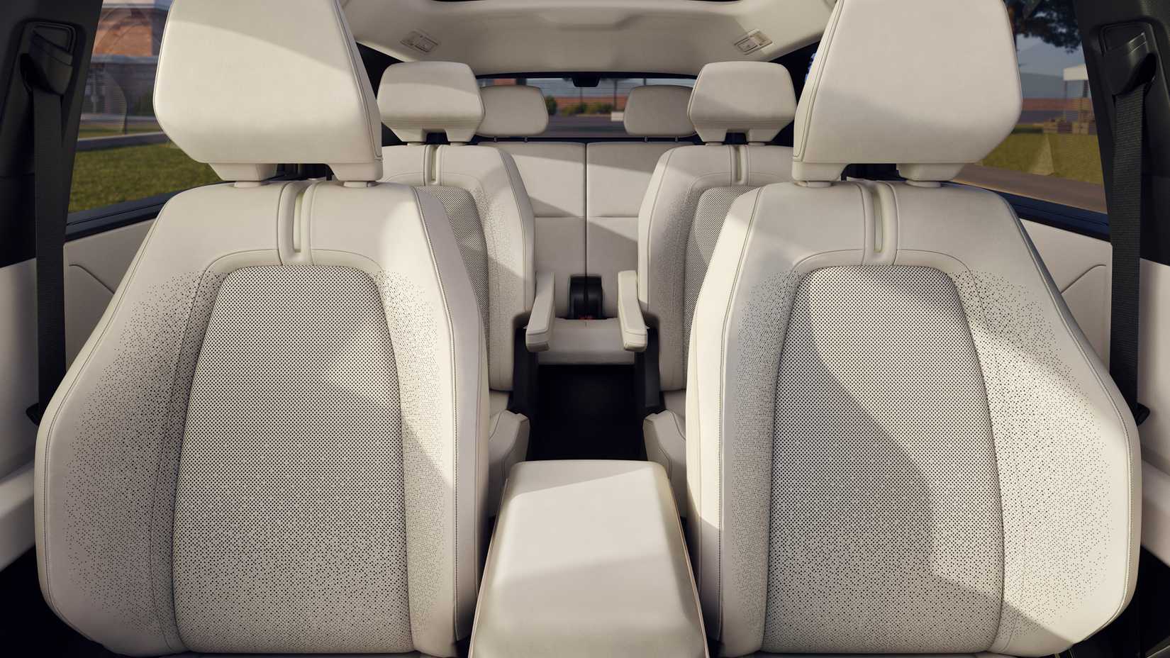 2027 Toyota Highlander-3-2