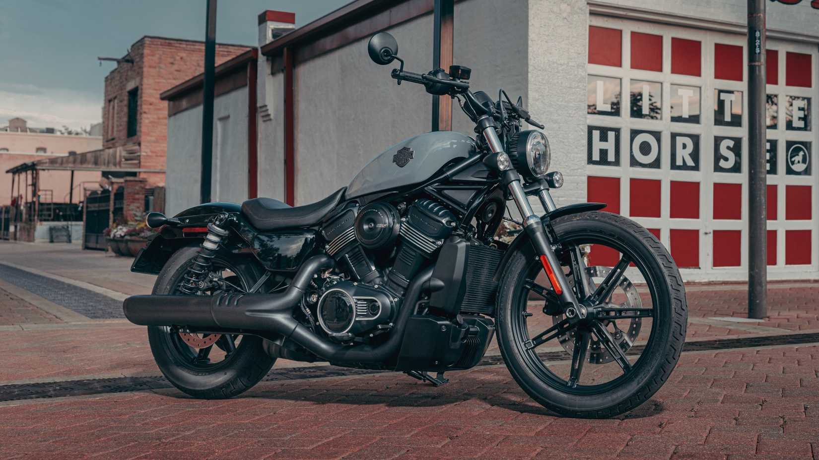 Vista frontal do terceiro trimestre da Harley-Davidson Nightster 2026