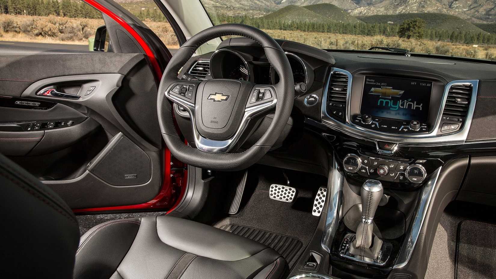 2014 Chevrolet SS cockpit view