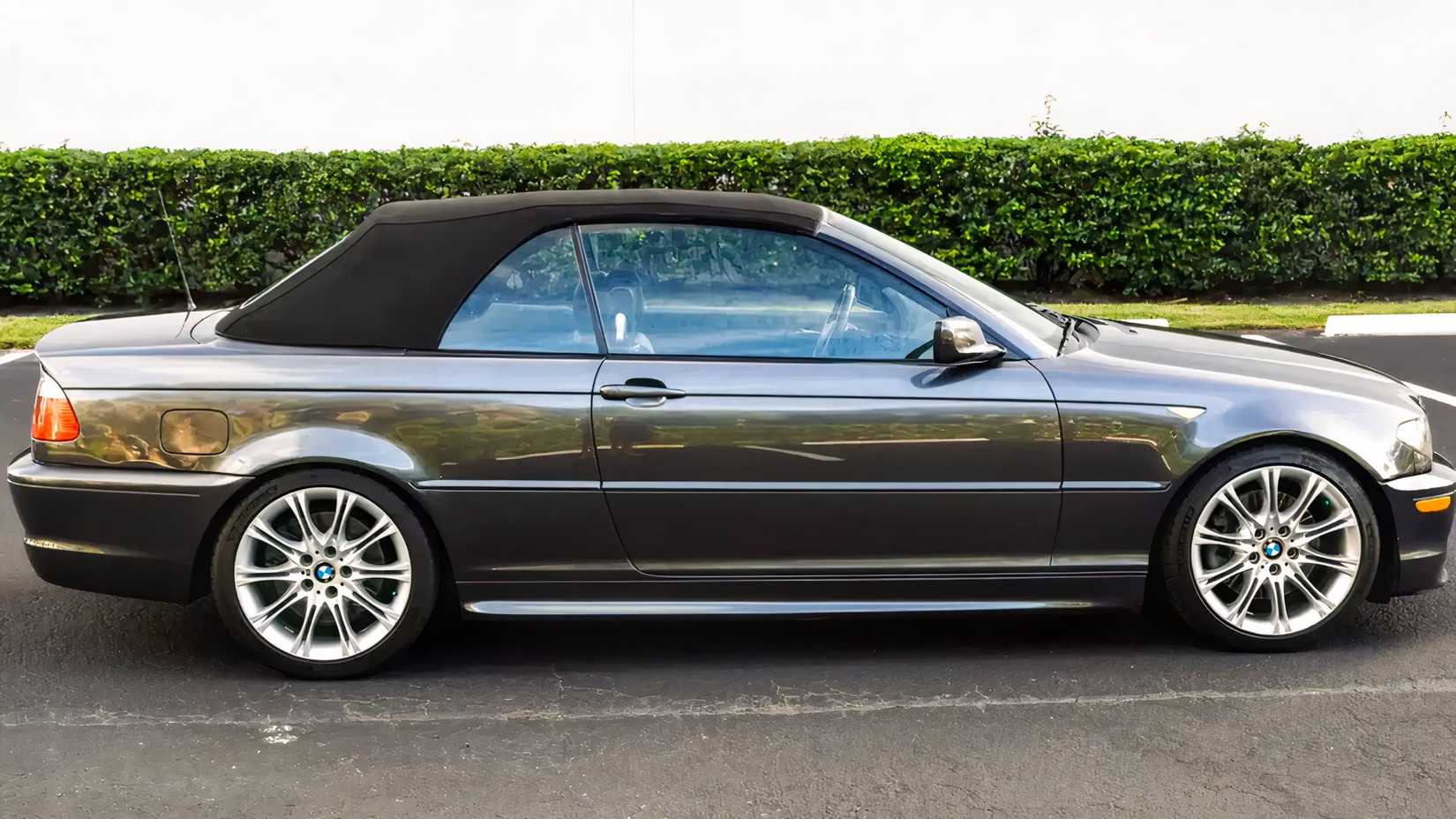 2005 BMW 330i conversível 1/4