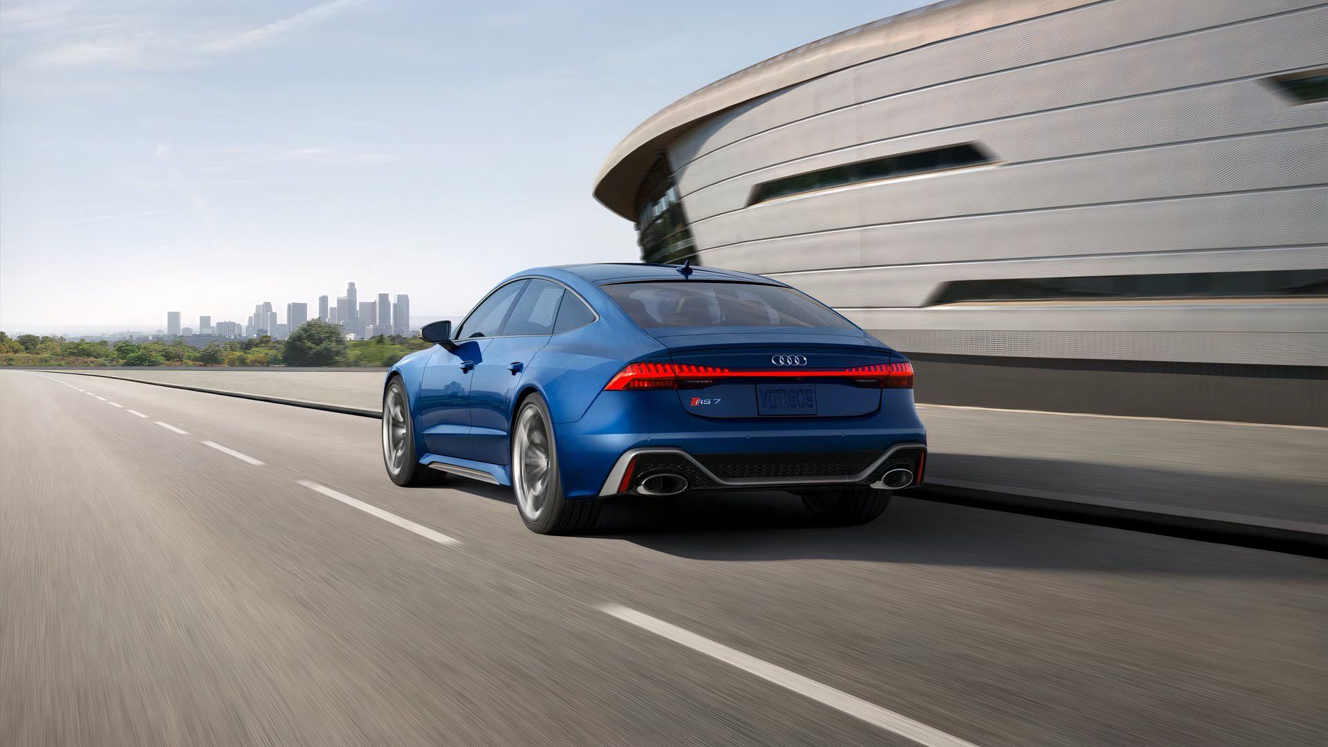 2026 Audi RS7 rear 3/4