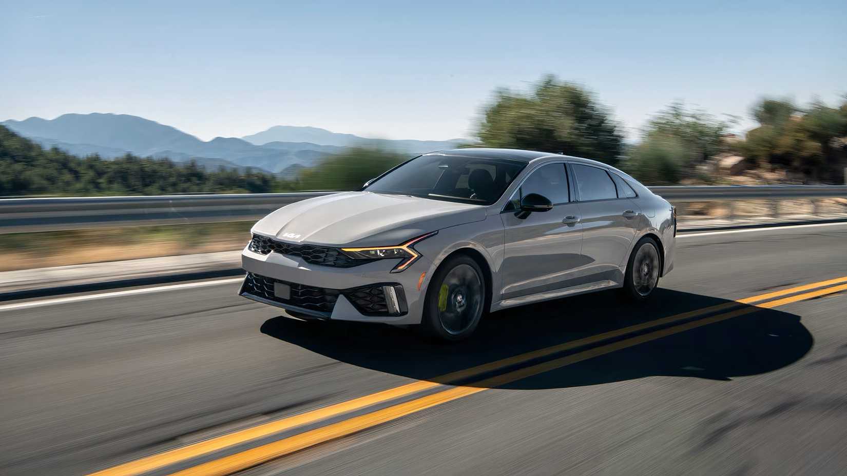 2026 Kia K5 GT front 3/4